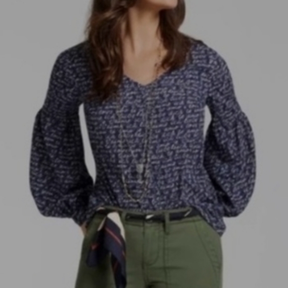 CAbi Tops - CABI TE AMO PRINT BLOUSE